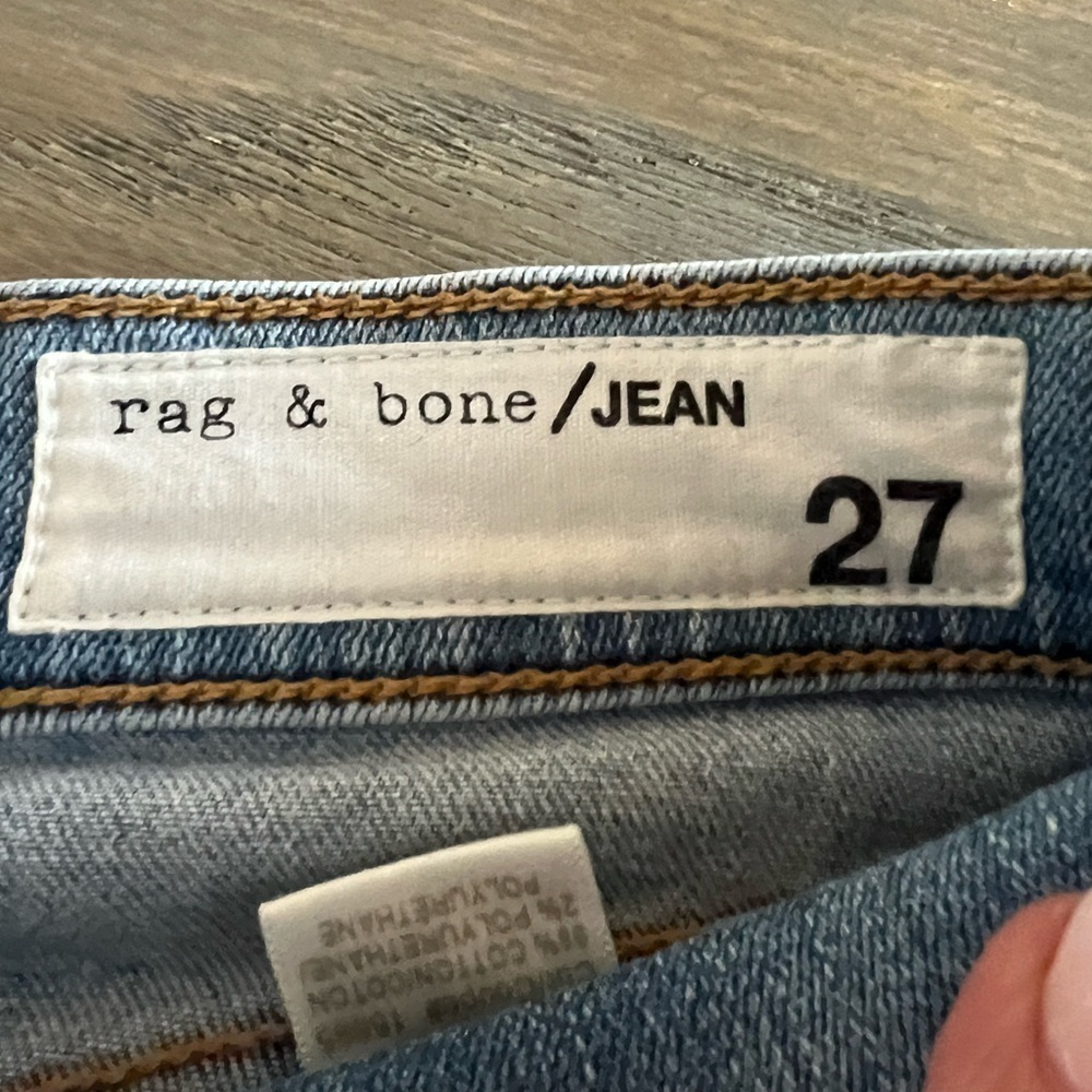 Rag and Bone skinny Capri Raw Hem Jean in Wiley. Size 27 - Picture 7 of 8